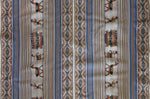 Laden Sie das Bild in den Galerie-Viewer, Pastorita Stoff Ethno bunt gestreift aus Peru, webstoff Meterware zum Nähen, DIY Fabric, 50 cm, Blau Beige
