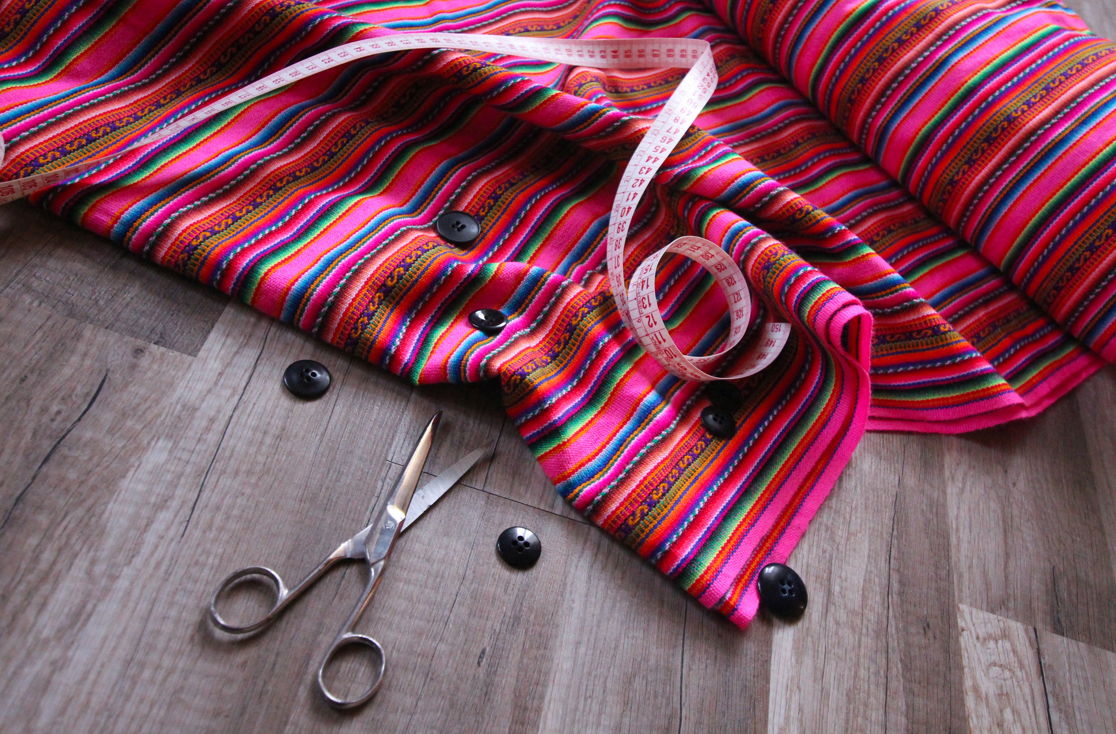 Kilya Stoff Ethno bunt gestreift aus Peru, webstoff Meterware zum Nähen, DIY Fabric, 50 cm, Rosa