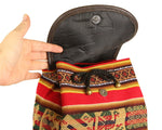 Laden Sie das Bild in den Galerie-Viewer, Ethno Rucksack Backpack aus Stoff und Leder Peru Hippie Boho Aguayo Inka
