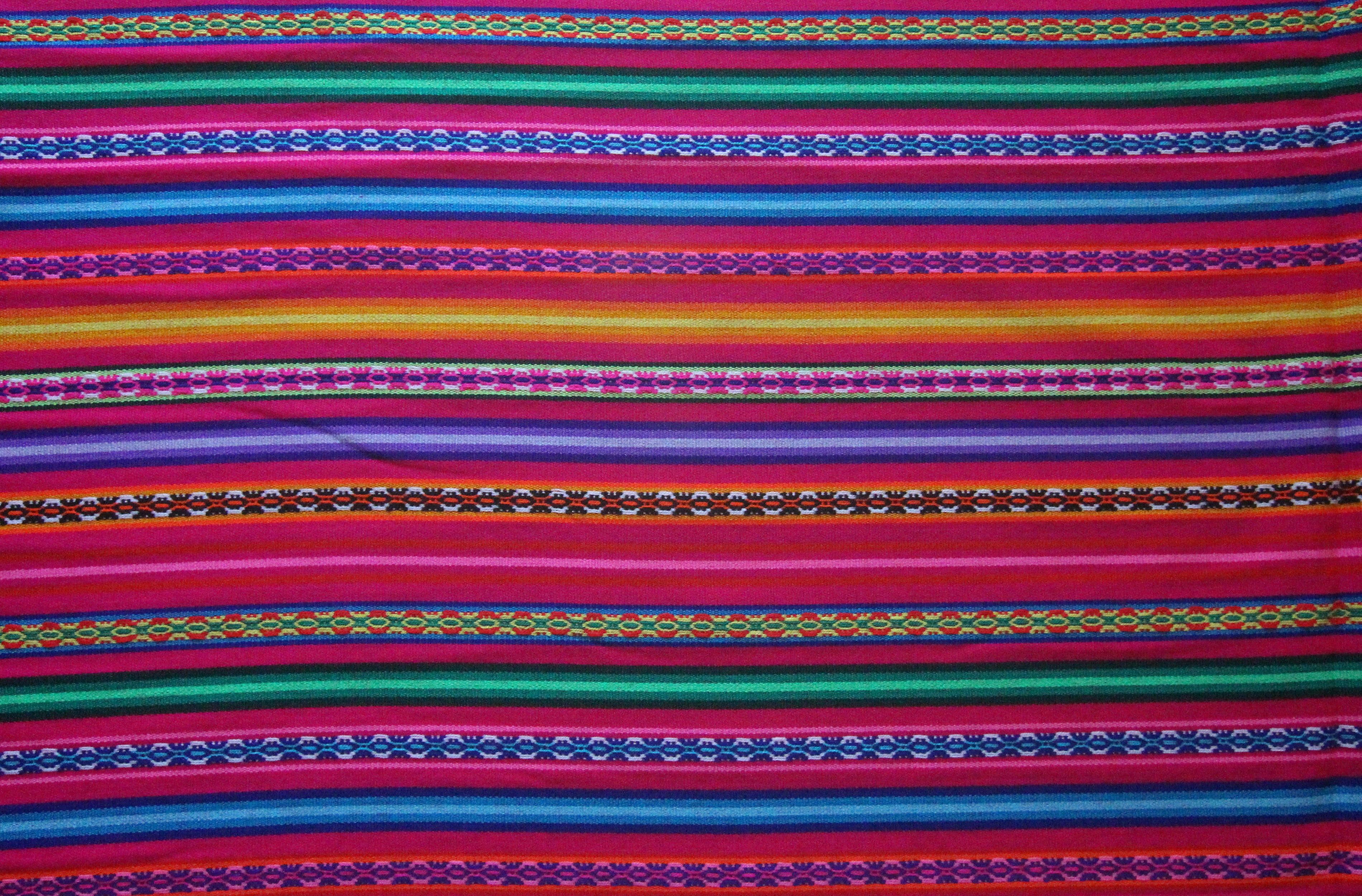 Jaujino Stoff Ethno bunt gestreift aus Peru, webstoff Meterware zum Nähen, DIY Fabric, 50 cm, Magenta